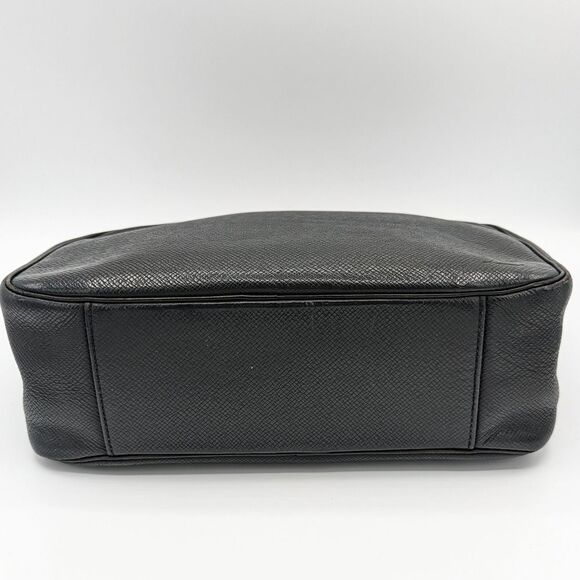 Louis Vuitton Trousse De Toilette - Picture 11 of 16